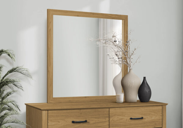 Medium oak wall mirror finish bedroom set