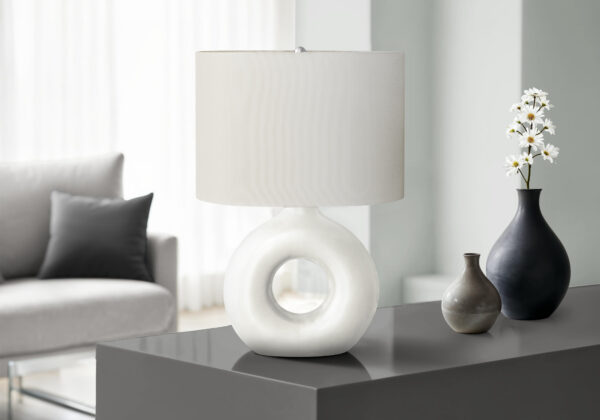 Lighting, 24″H, Table Lamp, White Ceramic, Ivory / Cream Shade, Contemporary, Modern