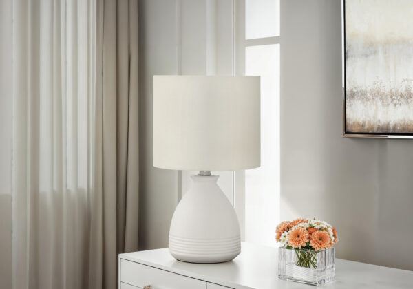 Lighting, 17″H, Table Lamp, Cream Ceramic, Ivory / Cream Shade, Modern